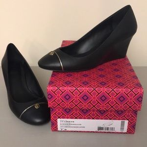 New in box Tory Burch Wedge heels size 7.5